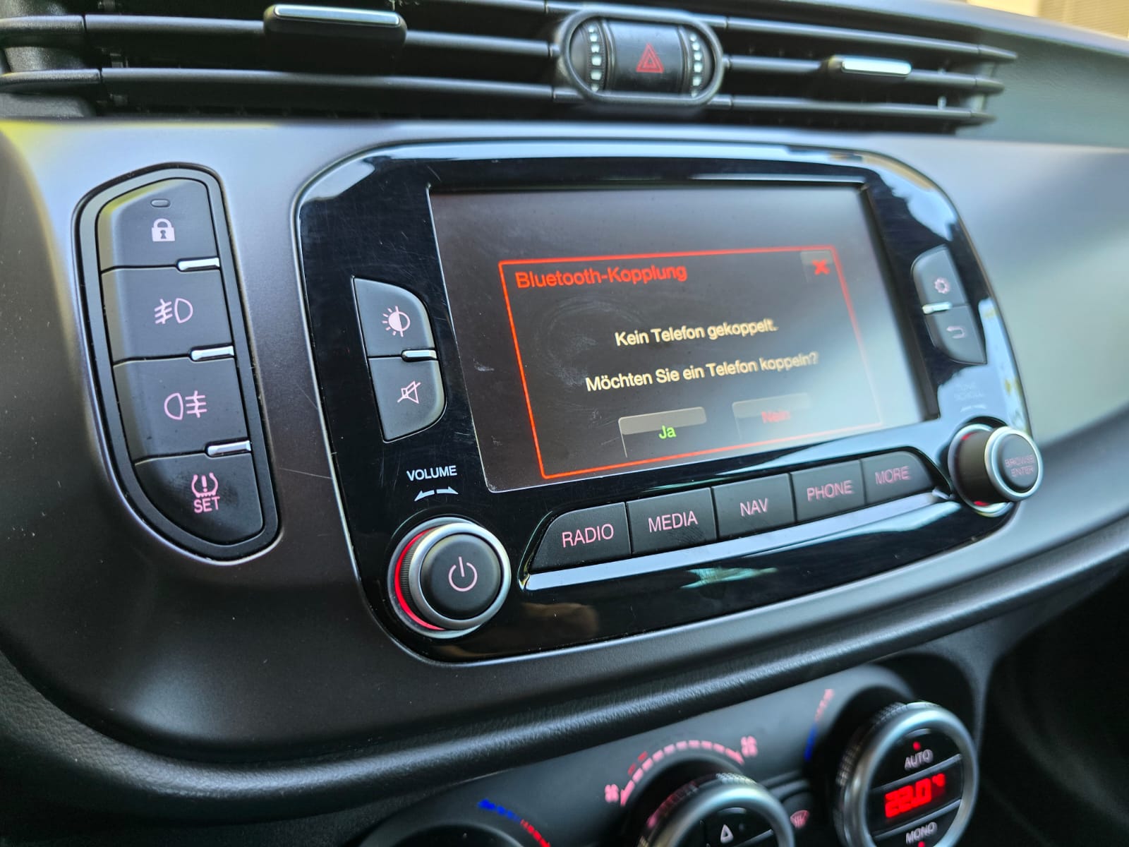 ALFA ROMEO Giulietta 1750 TBi Quadrifoglio Verde TCT-image-16
