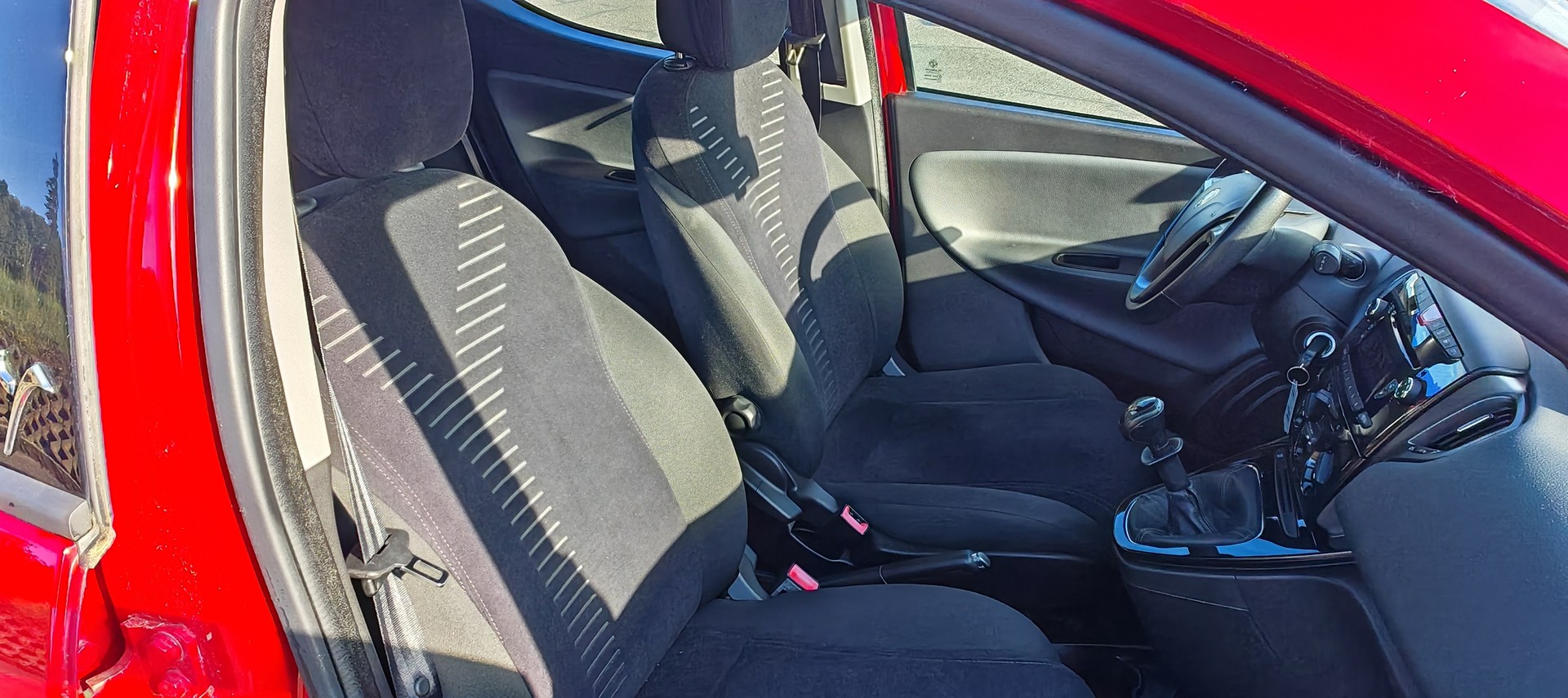 LANCIA Ypsilon 1.2 Black&Red-image-7