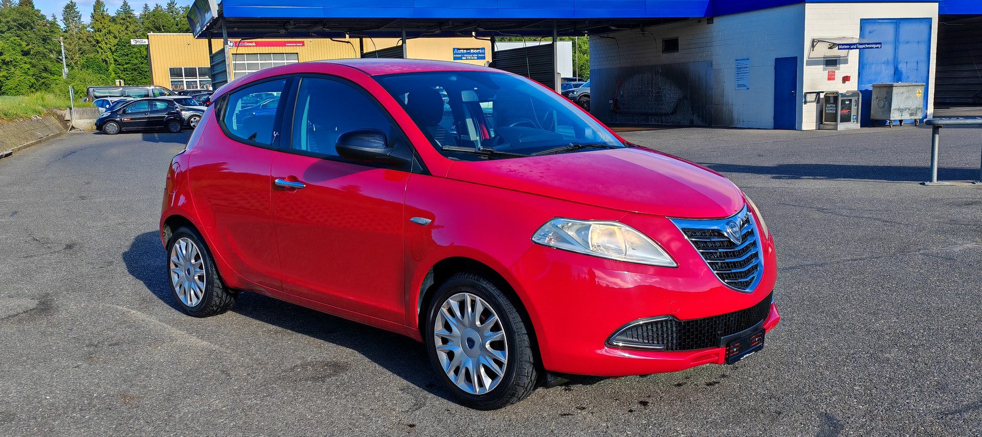 LANCIA Ypsilon 1.2 Black&Red-image-5