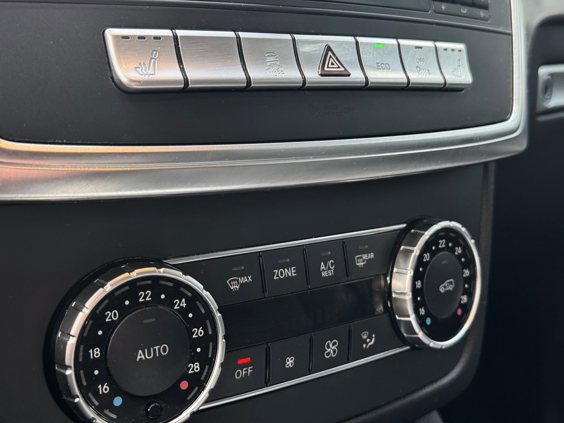 MERCEDES-BENZ ML 250 BlueTEC 4Matic 7G-Tronic-image-15