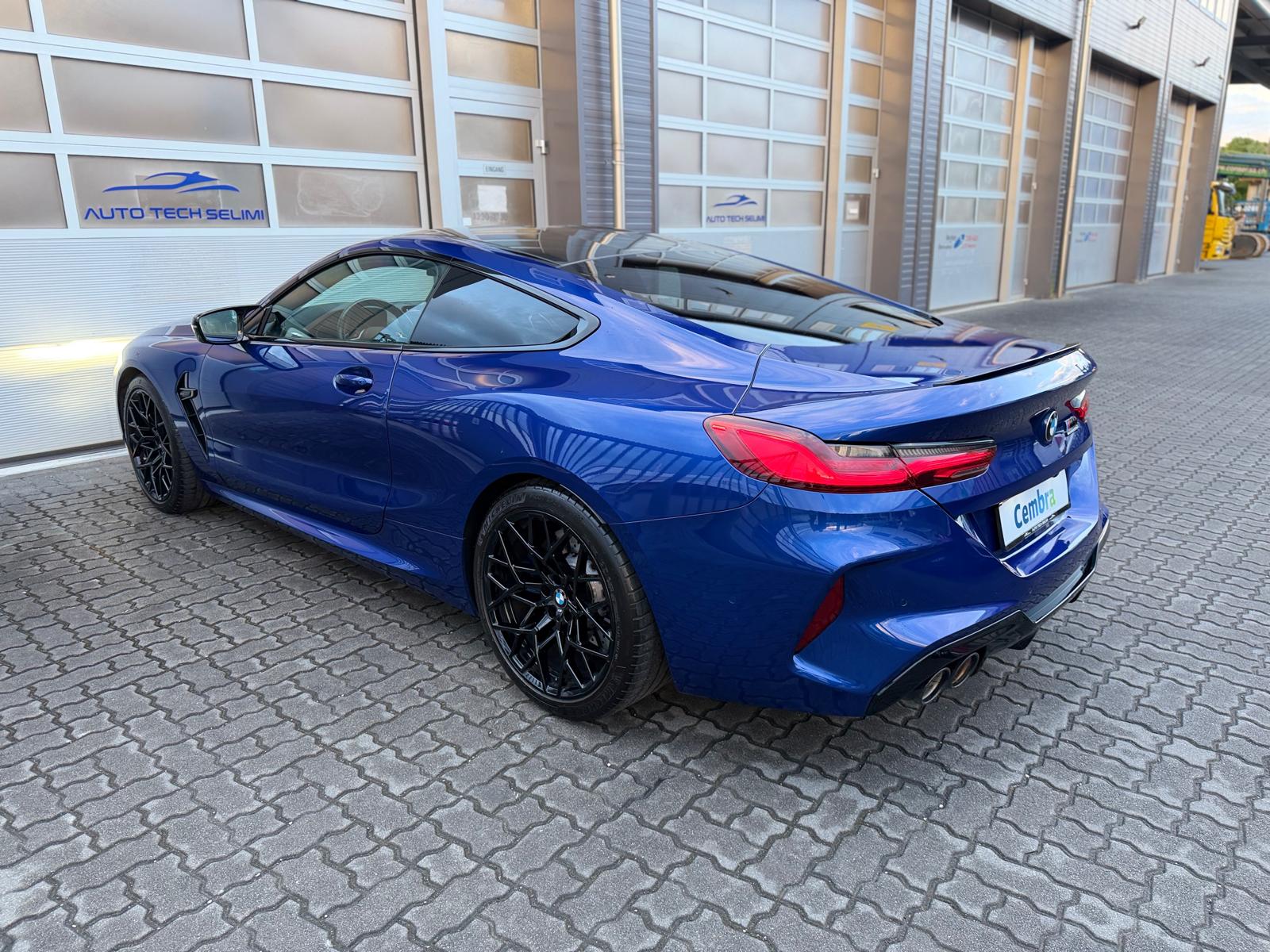 BMW M8 xDrive M Competition Steptronic-image-14