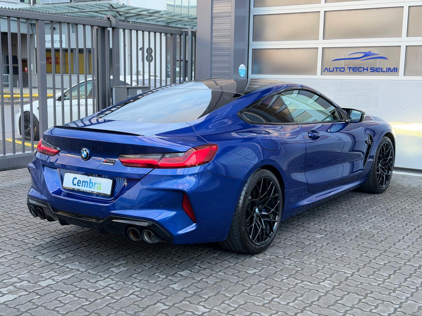 BMW M8 xDrive M Competition Steptronic-image-8