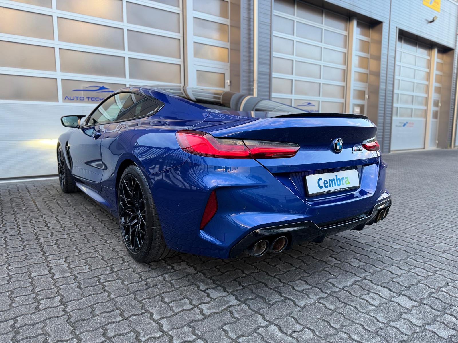 BMW M8 xDrive M Competition Steptronic-image-13