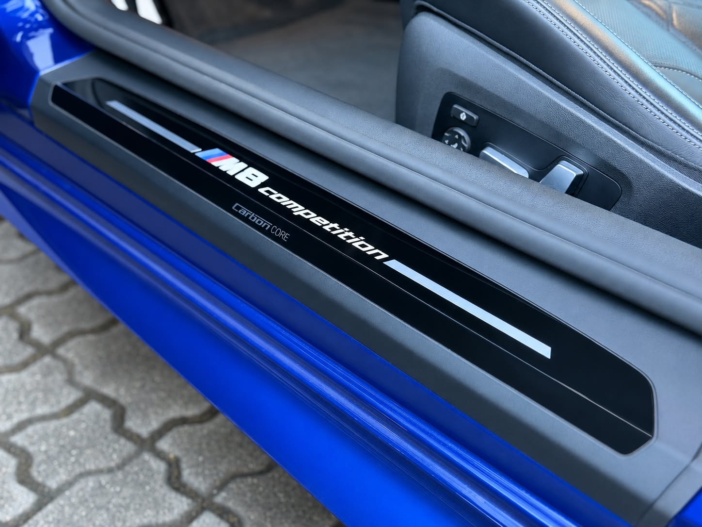 BMW M8 xDrive M Competition Steptronic-image-28