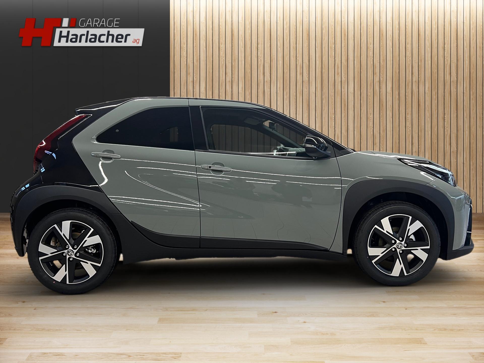 TOYOTA Aygo X 1.5 Trend e-CVT-image-3