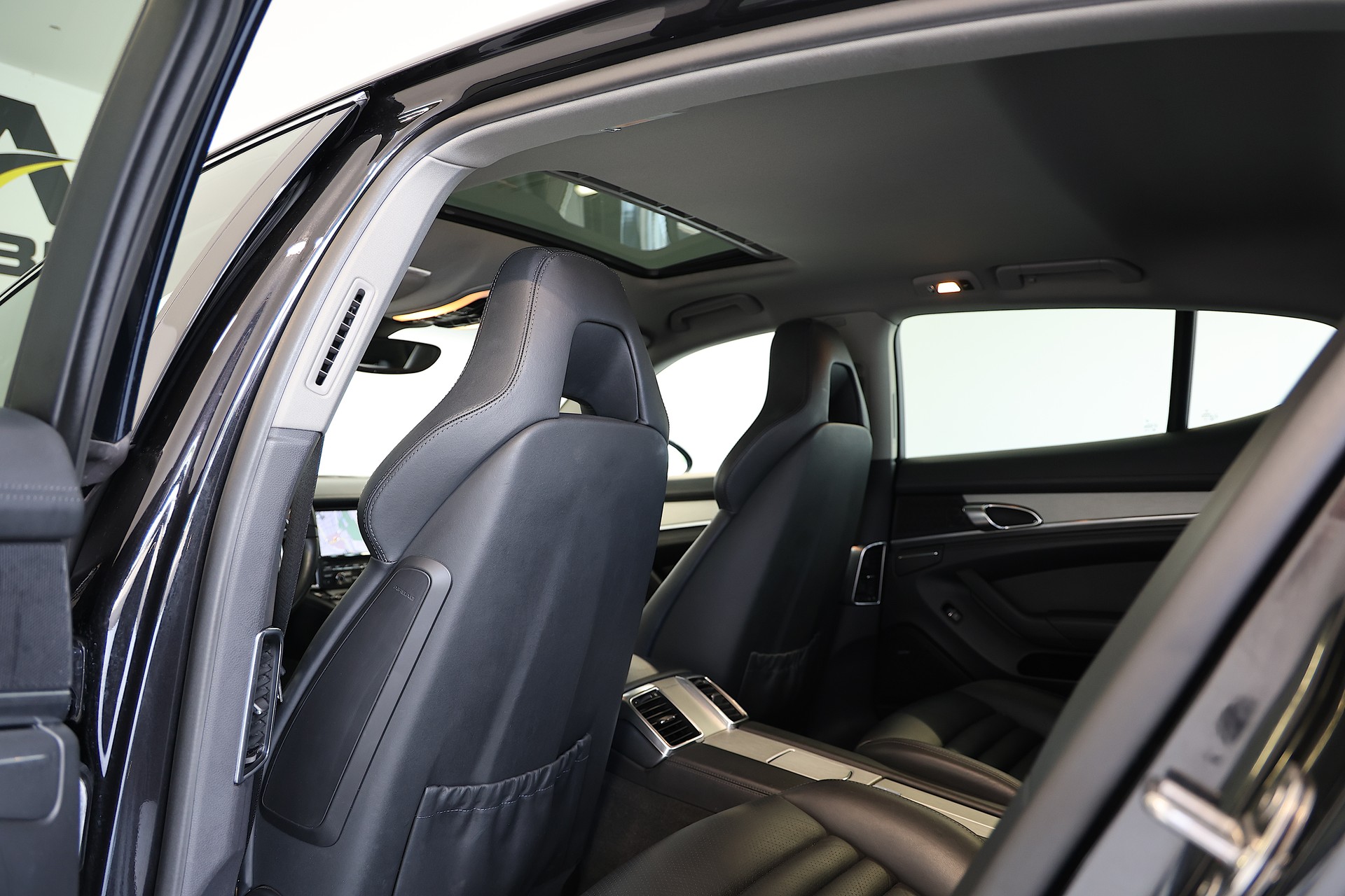 PORSCHE Panamera S 4.8 PDK *CH-Fahrzeug* *MFK* *Servicegepflegt*-image-15