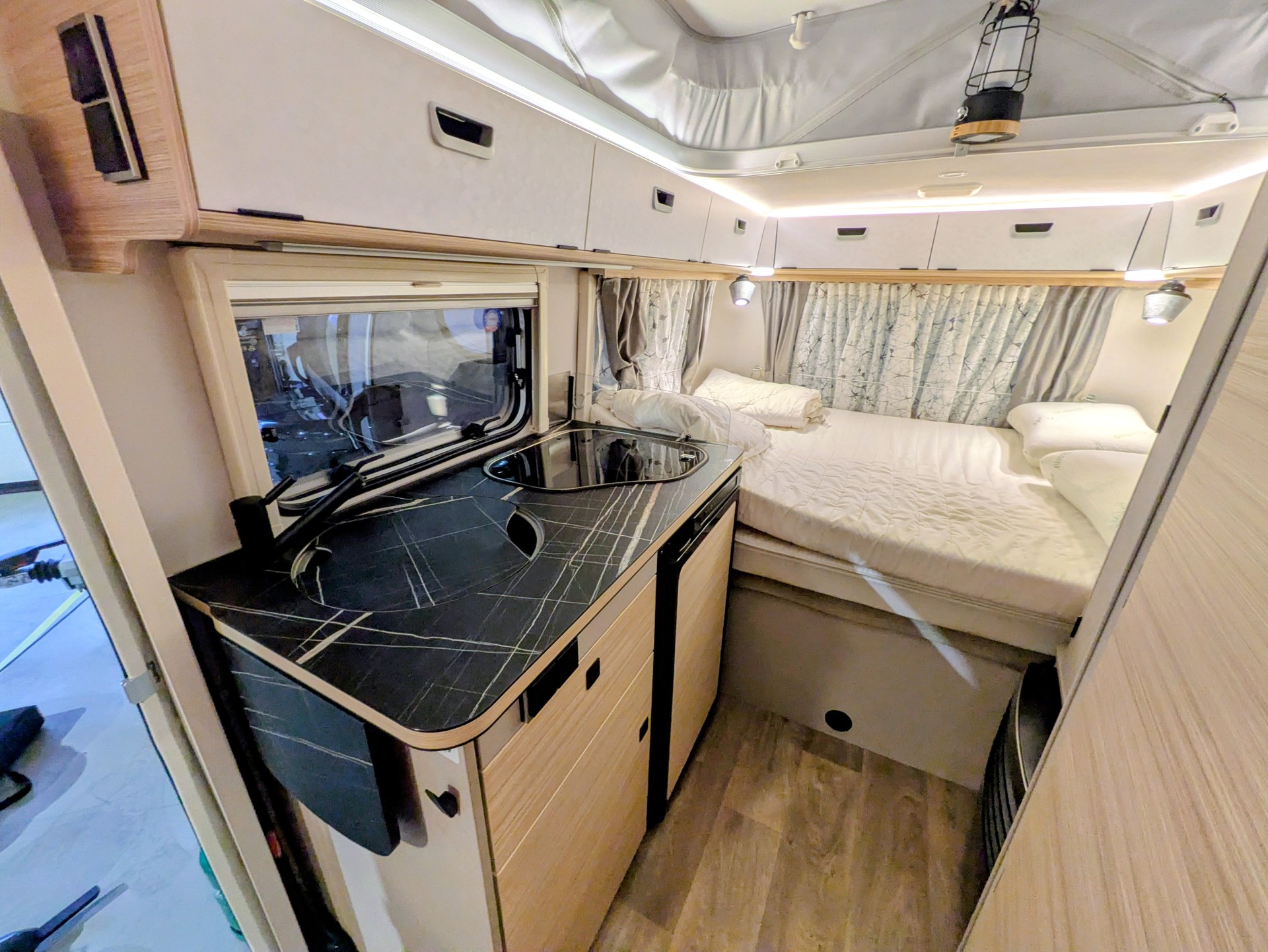 ERIBA 430 Touring Tango Red Edition-image-12