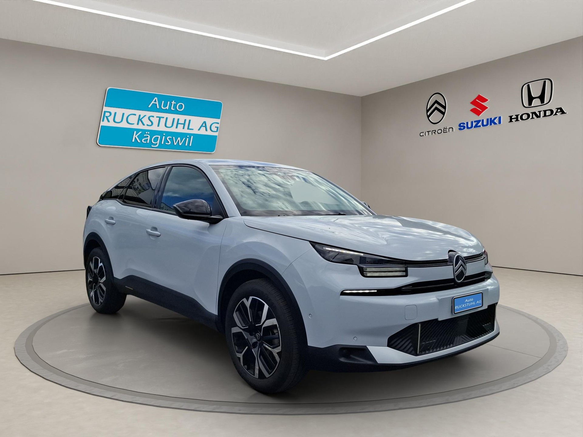 CITROEN C4 1.2 PureTech Max-image-1