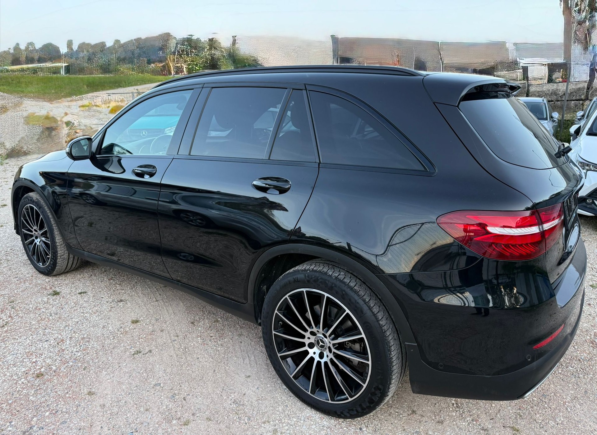 MERCEDES-BENZ GLC 250 d Exclusive 4Matic 9G-Tronic-image-3