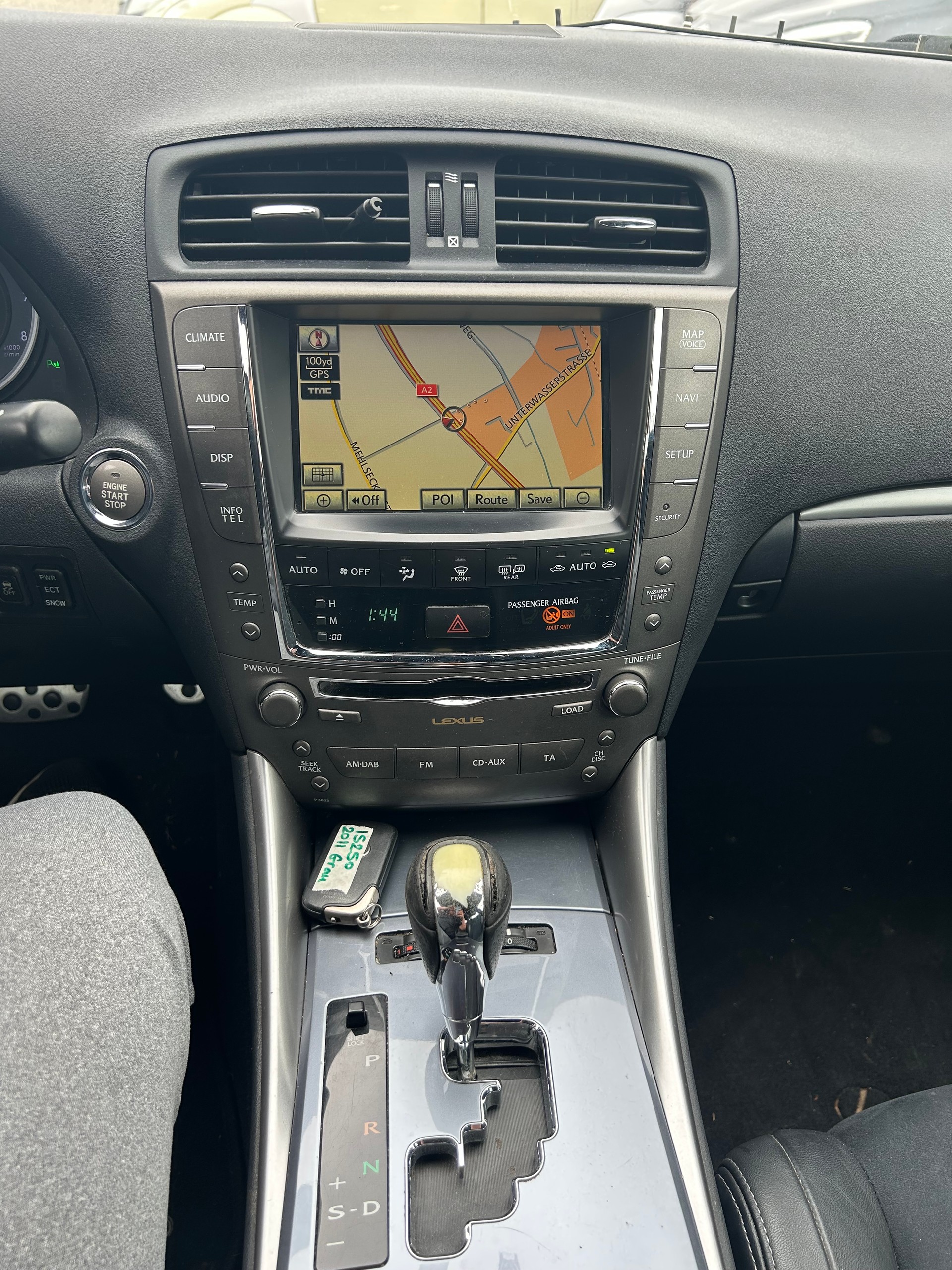 LEXUS IS 250 F Sport Automatic-image-7