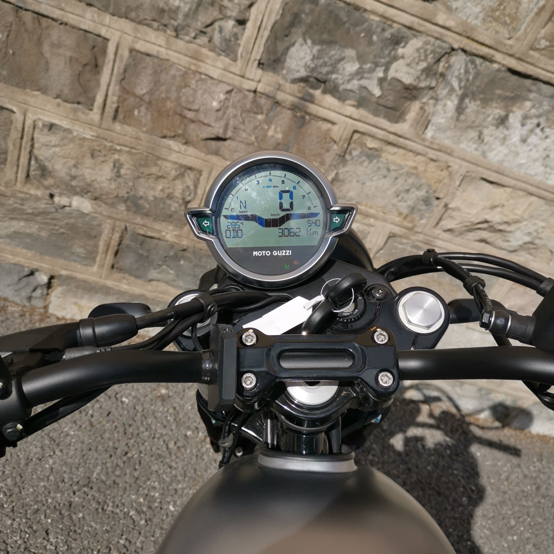 MOTO GUZZI V7 IV 850 Stone 100TH Centenario-image-5