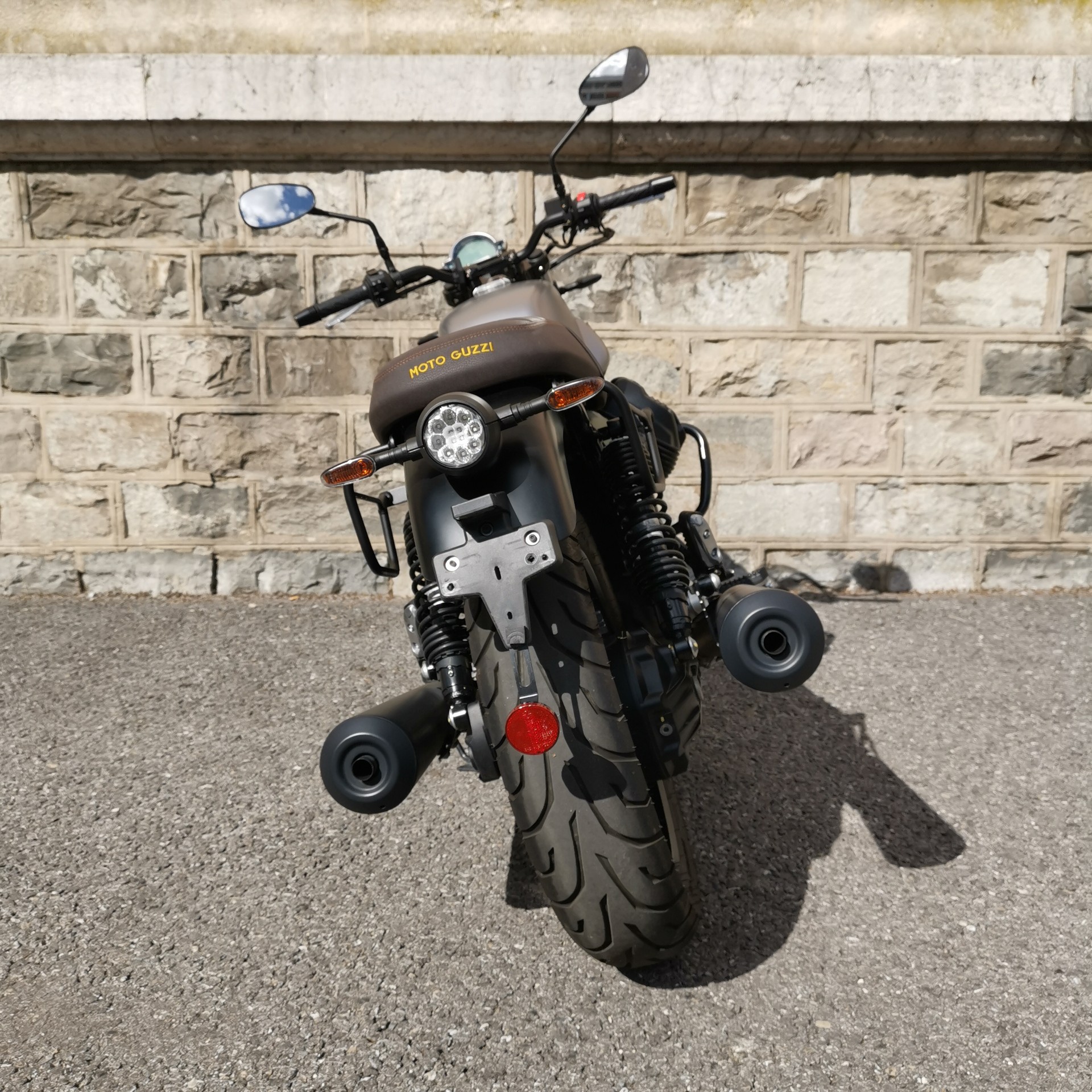 MOTO GUZZI V7 IV 850 Stone 100TH Centenario-image-4