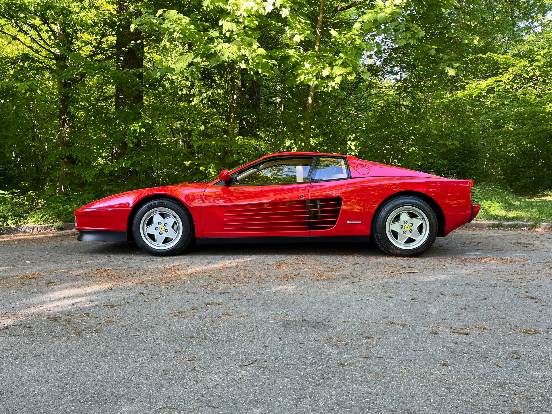 FERRARI Testarossa