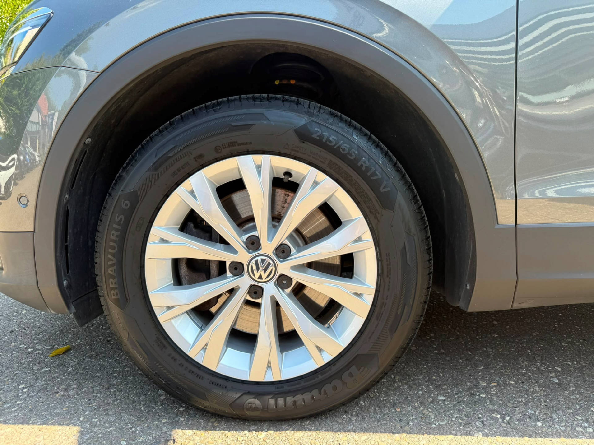 VW Tiguan 2.0 TSI Comfortline DSG 4motion-image-21