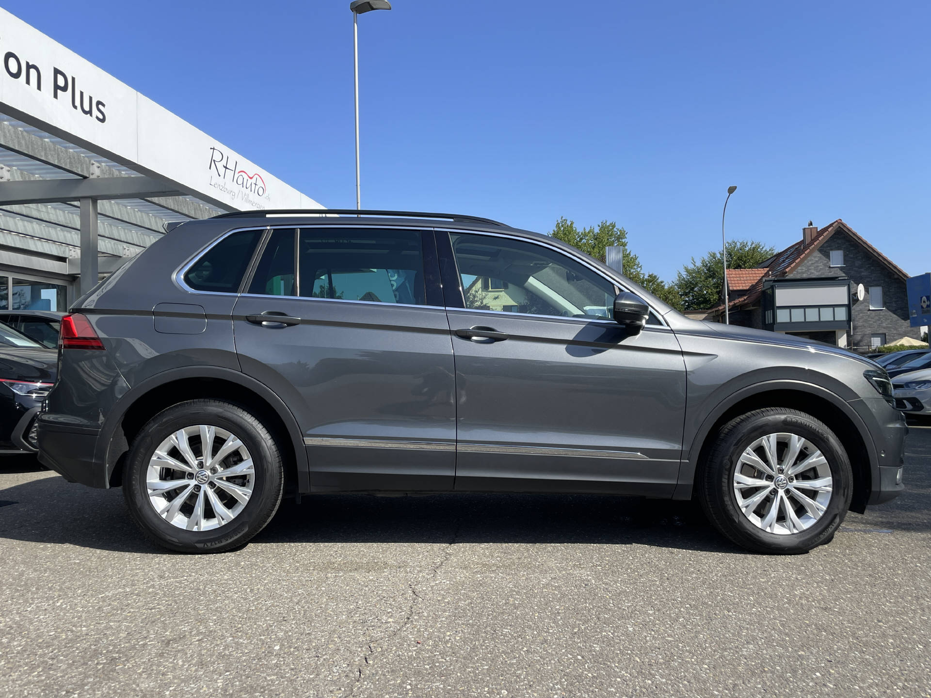 VW Tiguan 2.0 TSI Comfortline DSG 4motion-showroom-element-2