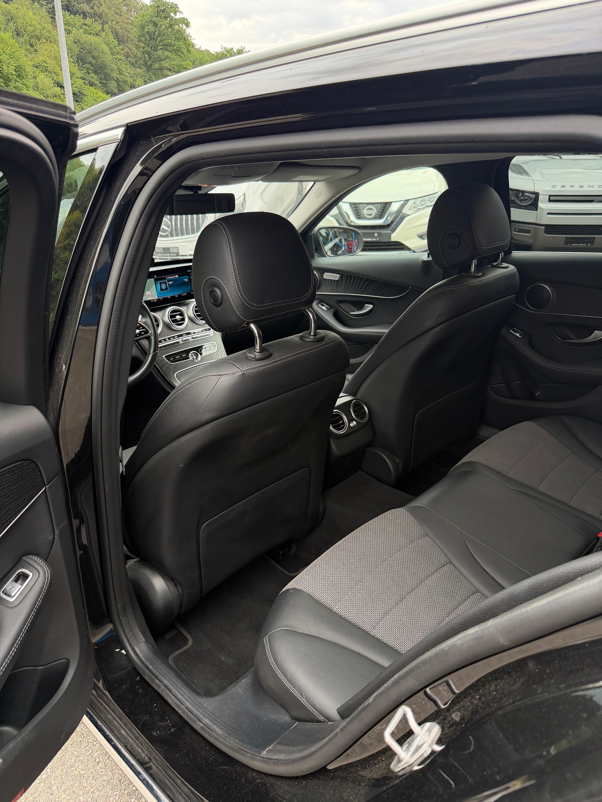 MERCEDES-BENZ C 180 Avantgarde-image-8