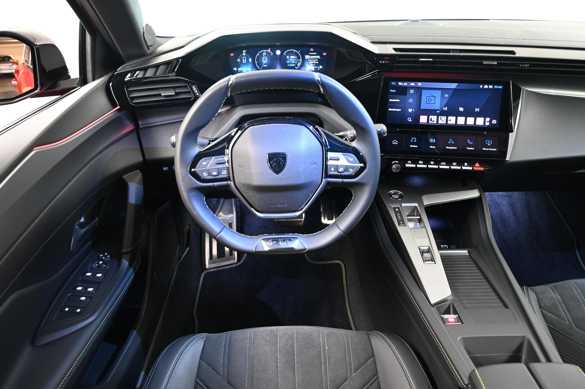 PEUGEOT 308 1.6 PHEV 225 GT-image-6