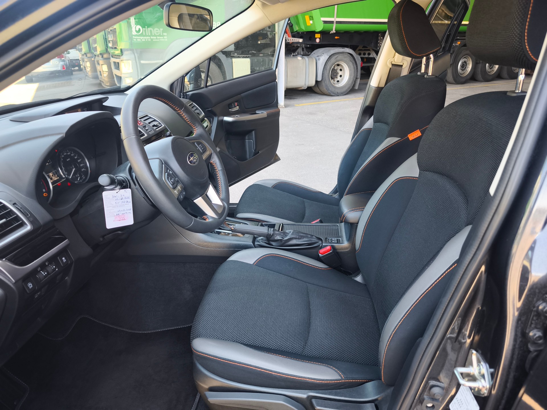 SUBARU XV 2.0 Swiss Three AWD CVT-image-6