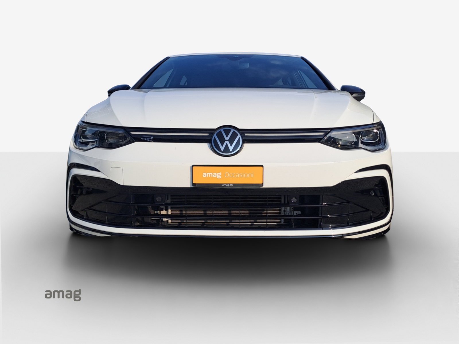 VW Golf 1.5 eTSI mHEV ACT R-Line 75 Edition DSG-image-6