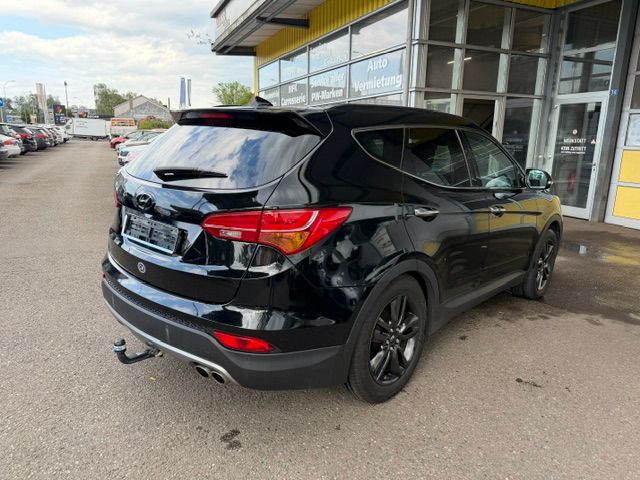 HYUNDAI Santa Fe 2.2 CRDI Premium 4WD Automatic-image-4