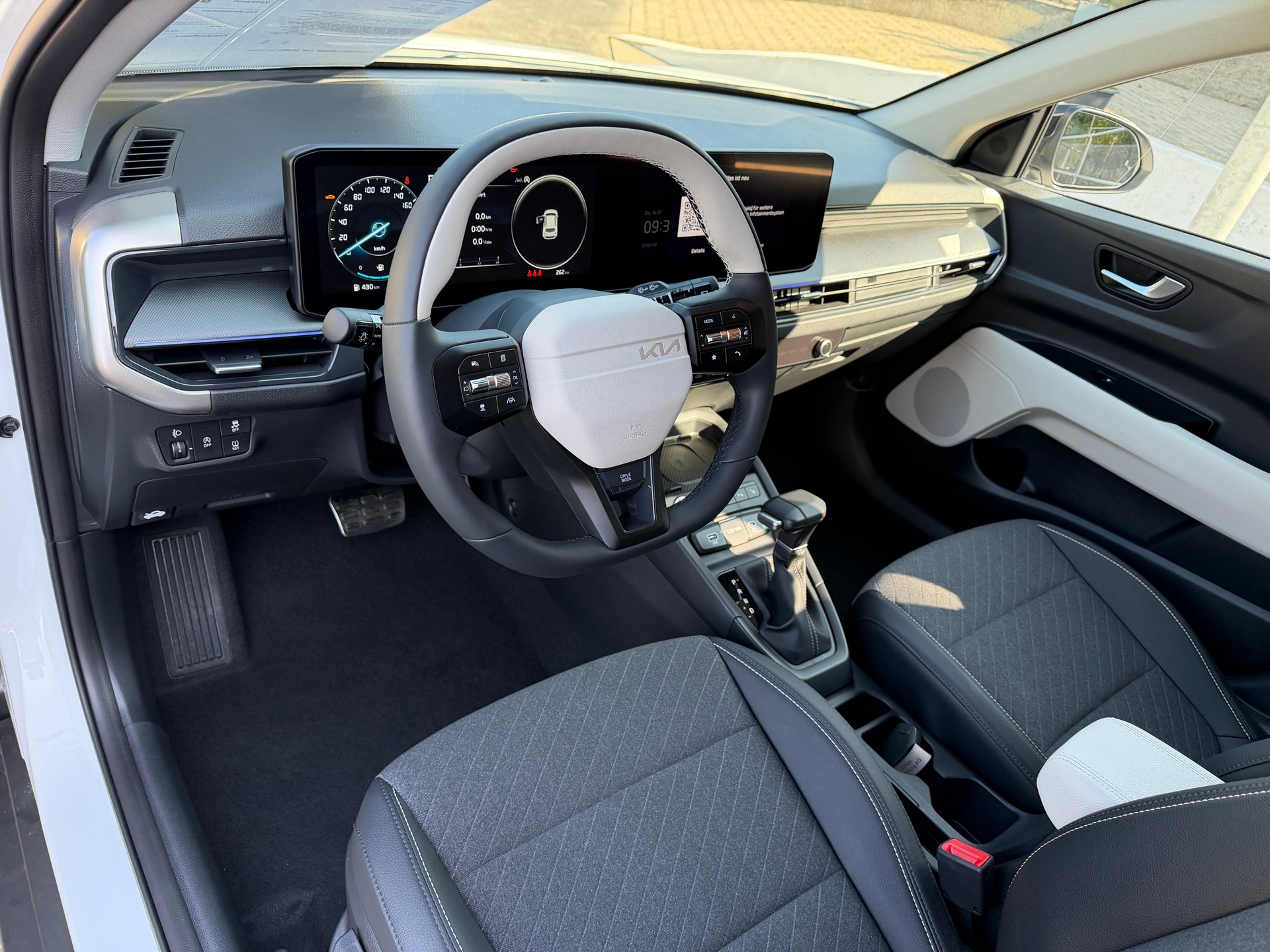 KIA Stonic 1.0 T-GD MHEV GT-Line DCT-image-7