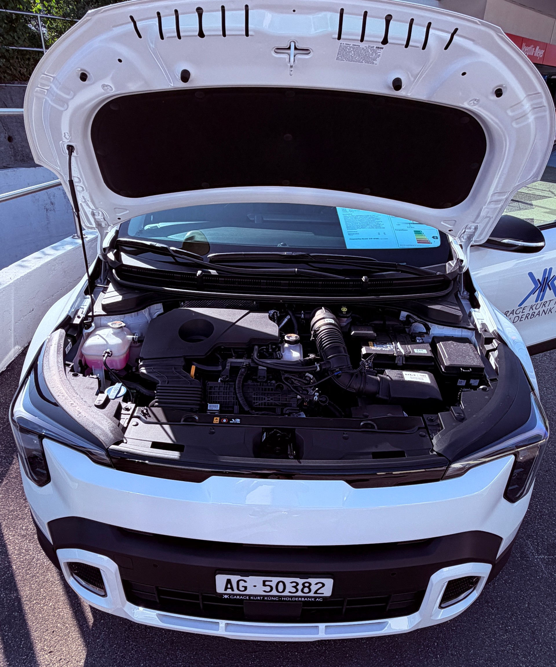 KIA Stonic 1.0 T-GD MHEV GT-Line DCT-image-15