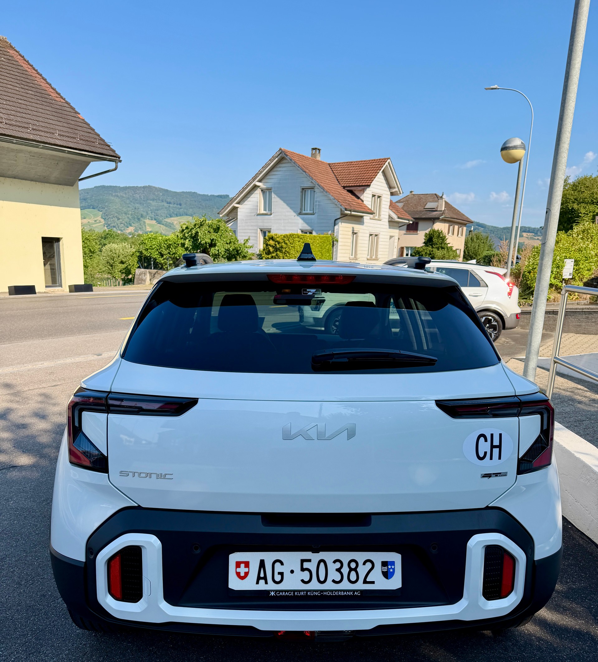 KIA Stonic 1.0 T-GD MHEV GT-Line DCT-image-3