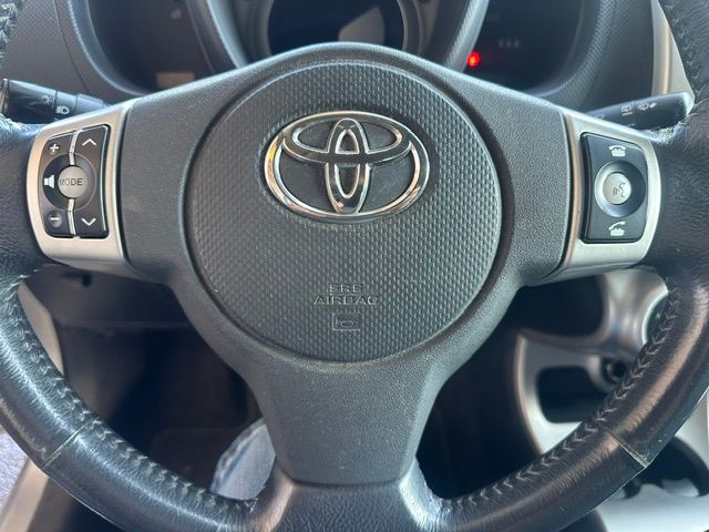 TOYOTA UrbanCruiser 1.4 D-4D Linea Luna 4WD-image-13