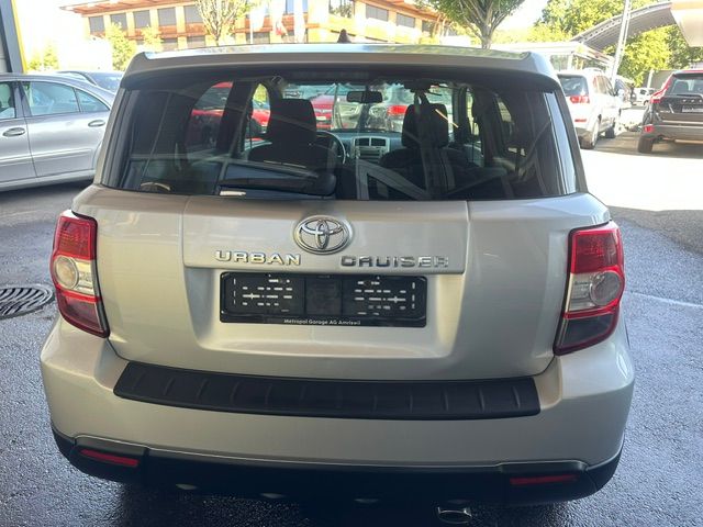 TOYOTA UrbanCruiser 1.4 D-4D Linea Luna 4WD-image-5