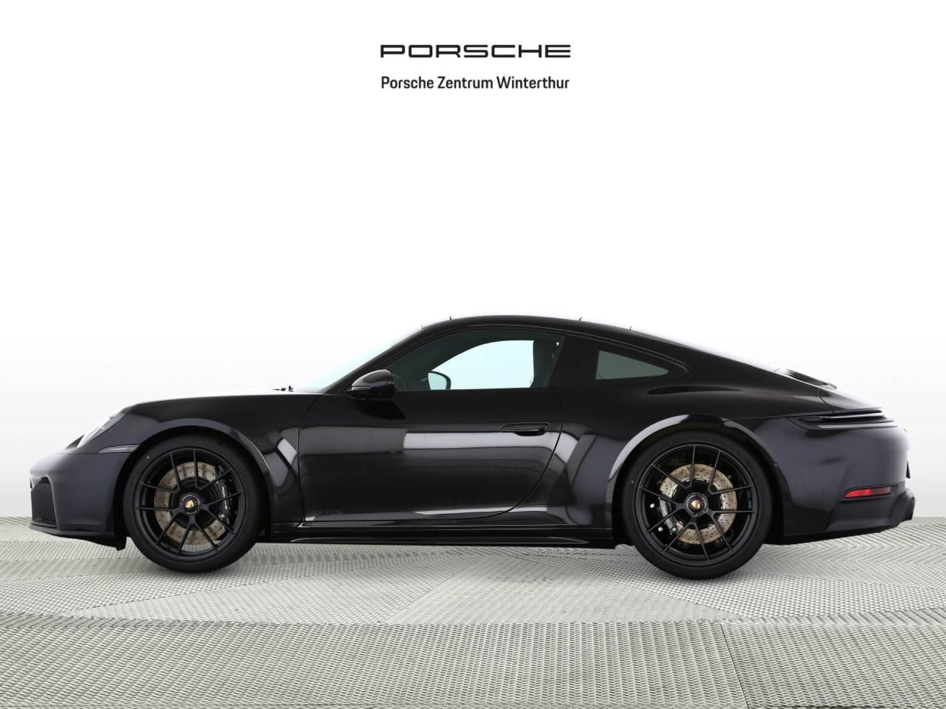 PORSCHE 911 Carrera 4 GTS-showroom-element-1