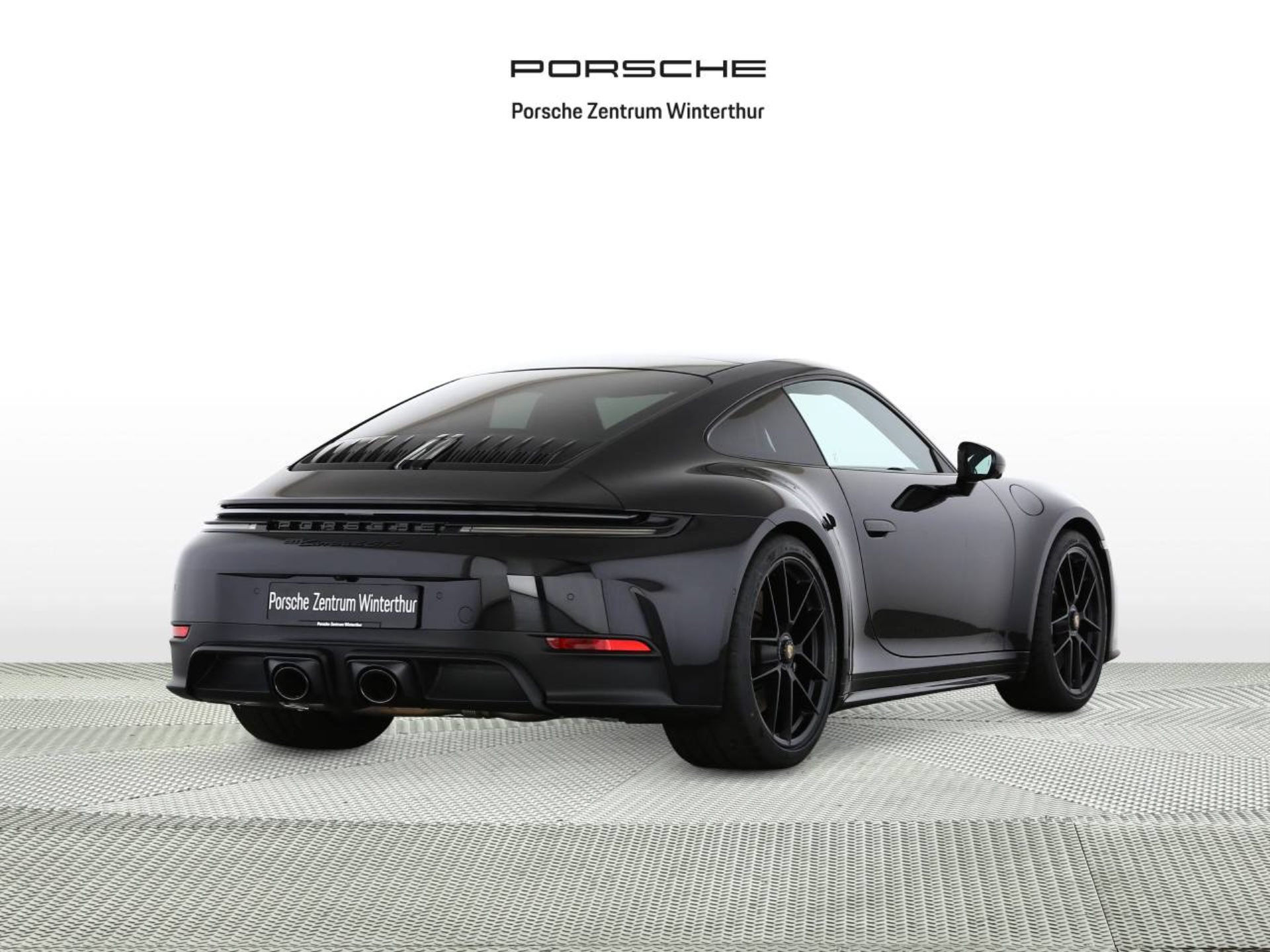 PORSCHE 911 Carrera 4 GTS-showroom-element-2