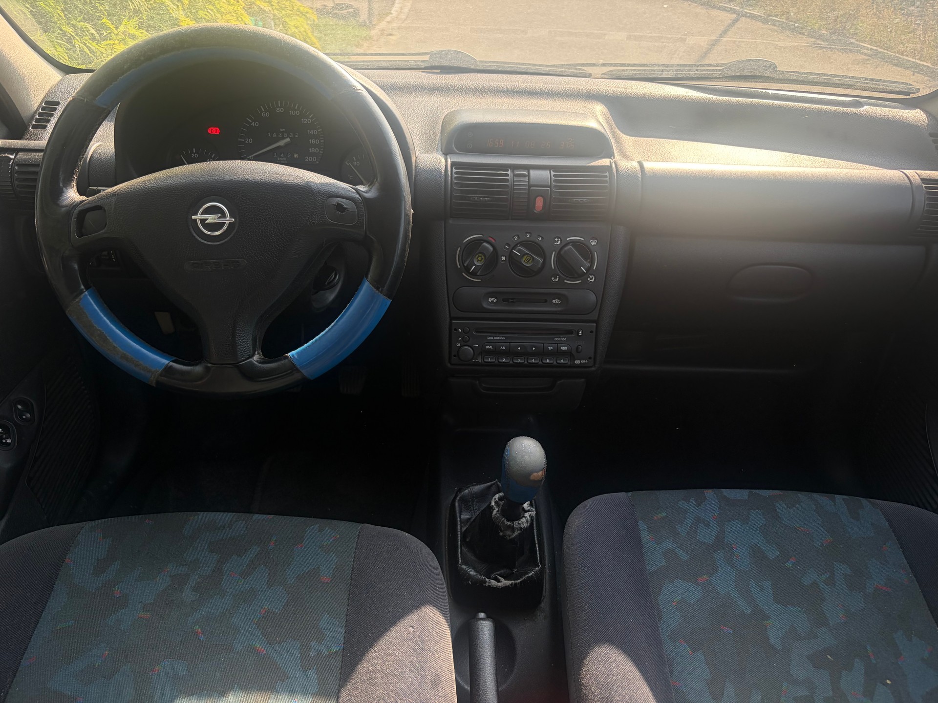 OPEL Corsa 1.2 16V Top-image-2