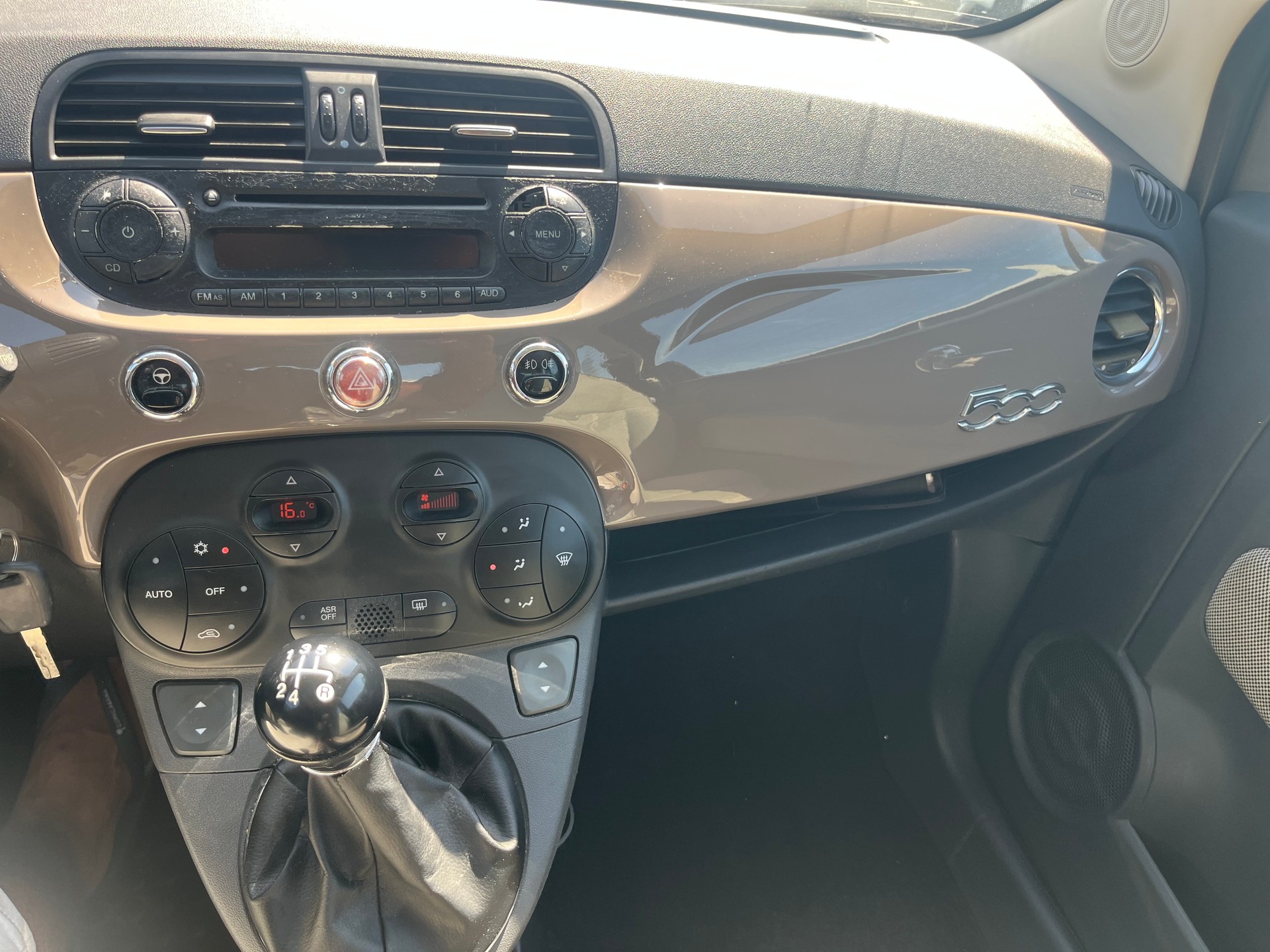 FIAT 500 1.3 JTD Lounge-image-12