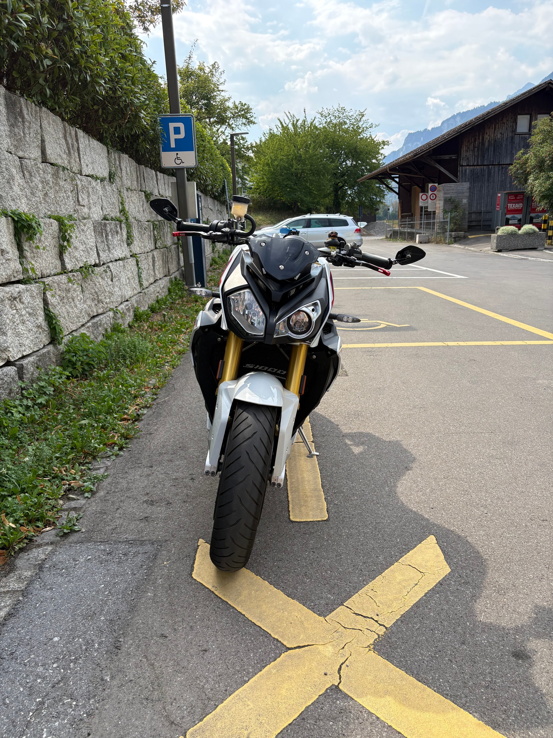 BMW S1000 R HP Edition-image-2
