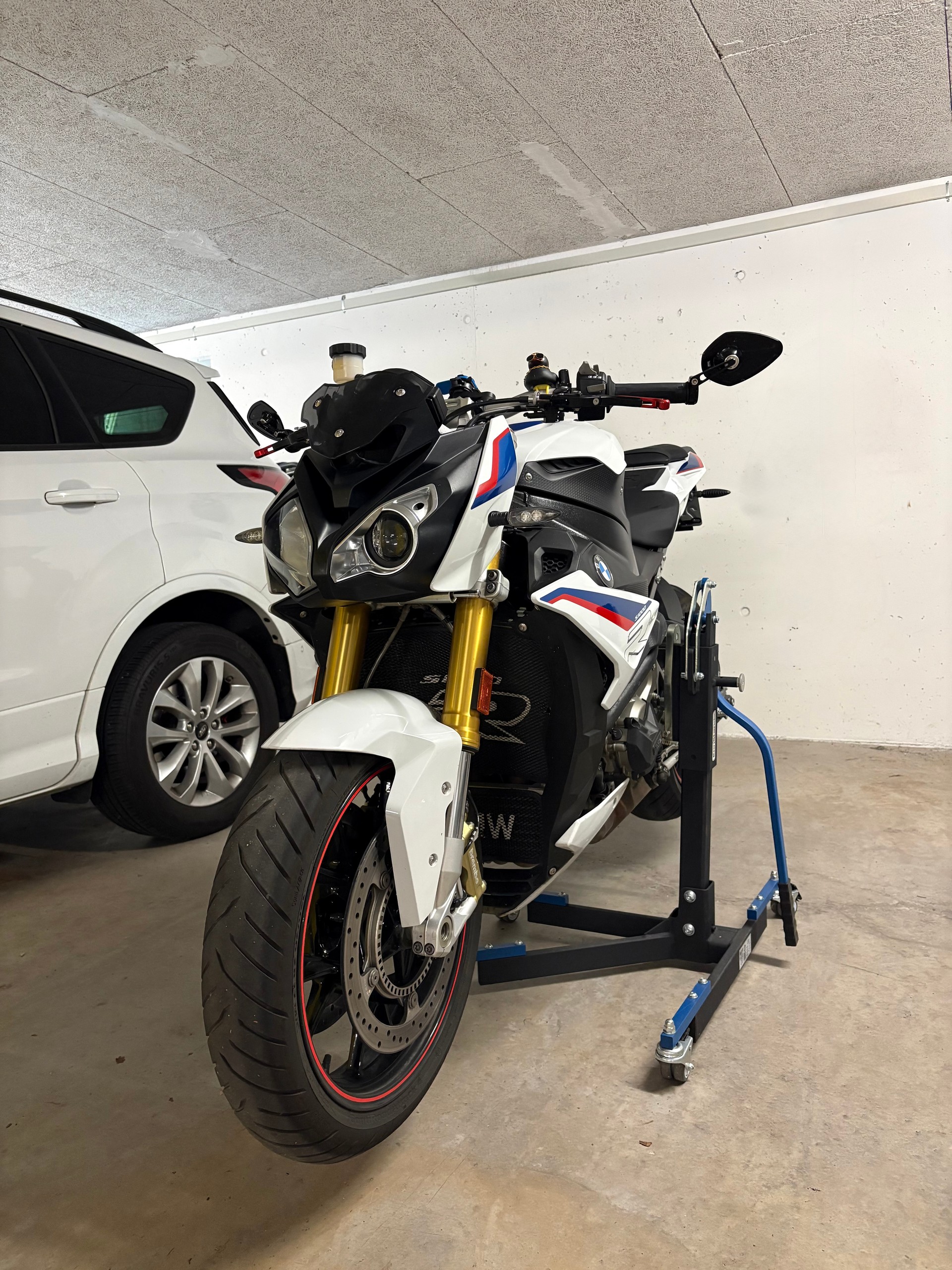 BMW S1000 R HP Edition-image-0