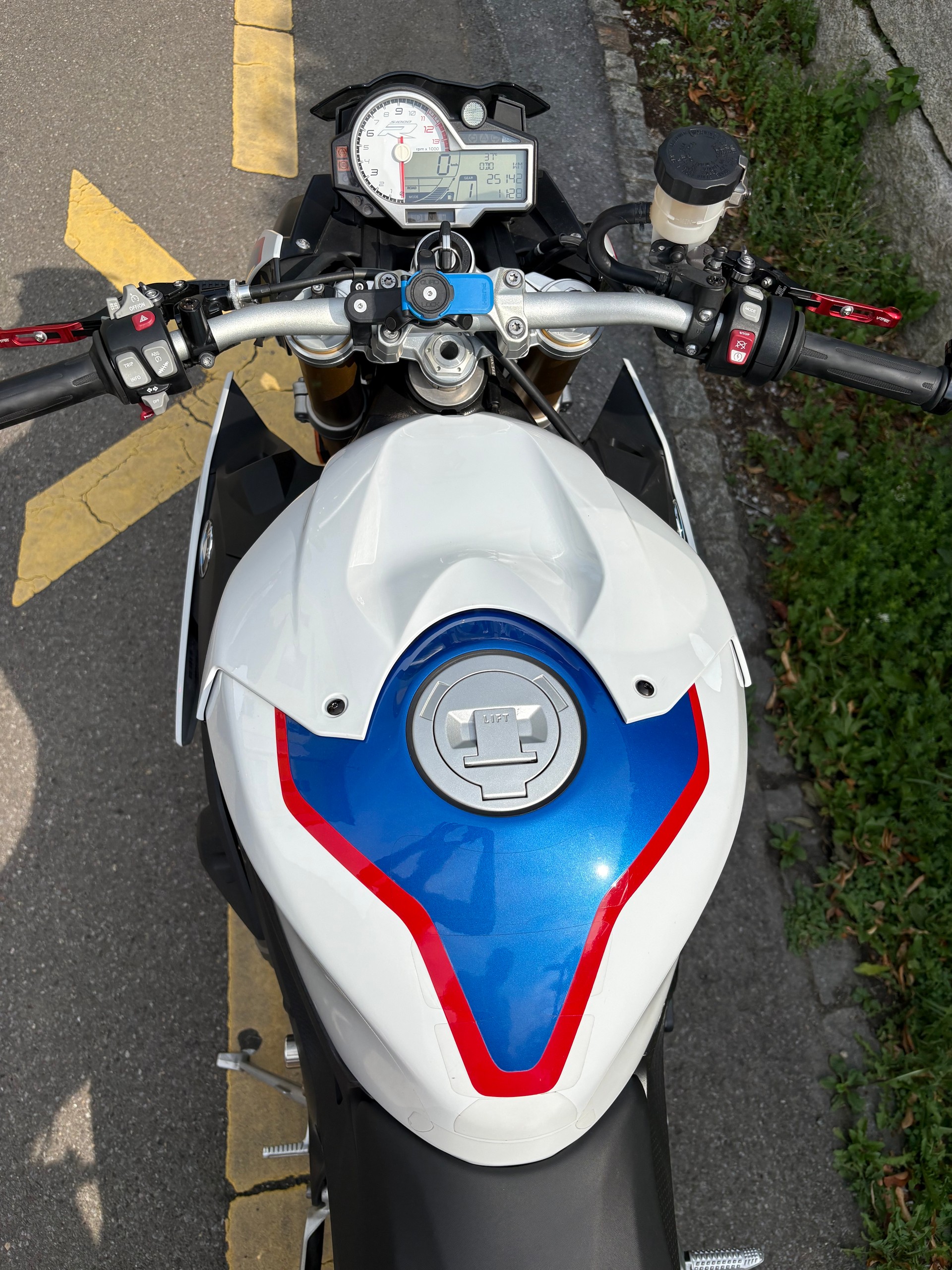 BMW S1000 R HP Edition-image-10