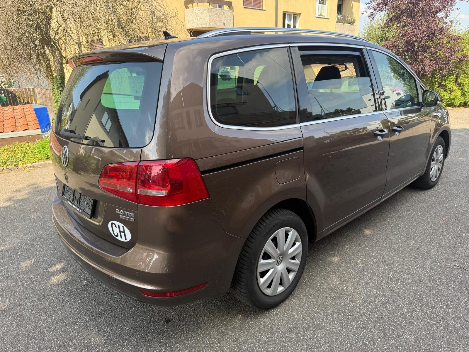 VW Sharan 2.0 TDI BMT Highline 4Motion-showroom-element-2