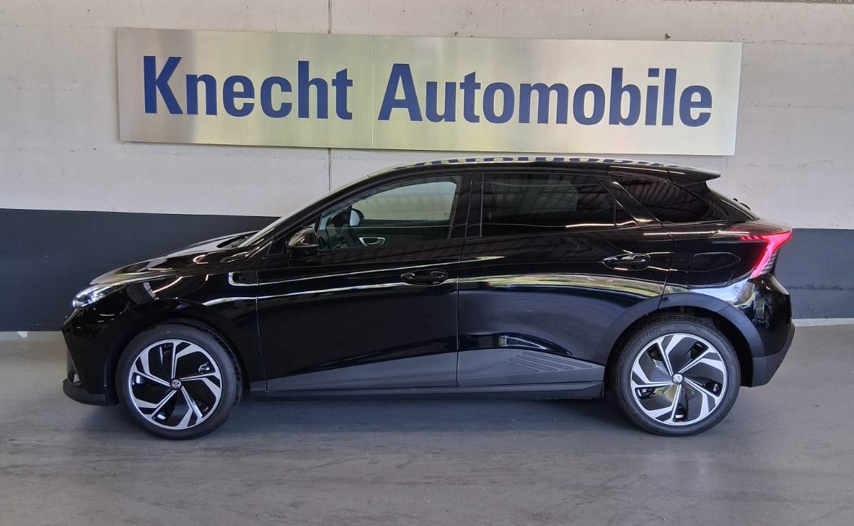 MG 4 EV 64kWh Luxury