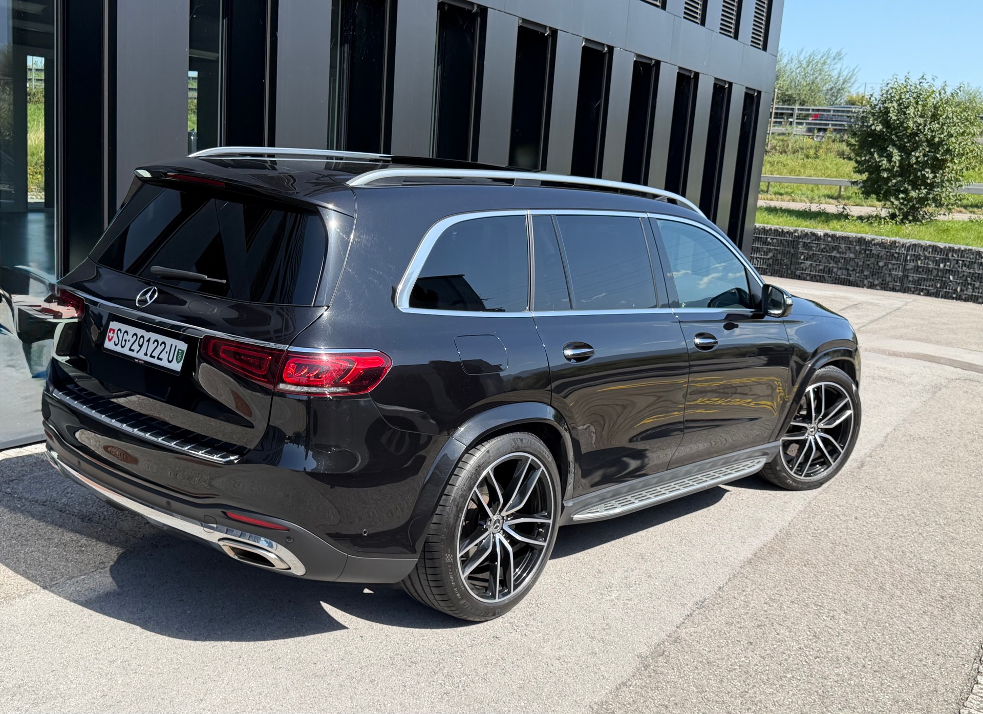 MERCEDES-BENZ GLS 580 4Matic AMG Line ♦️ab Service*Topausstattung*1.Hand♦️-image-10