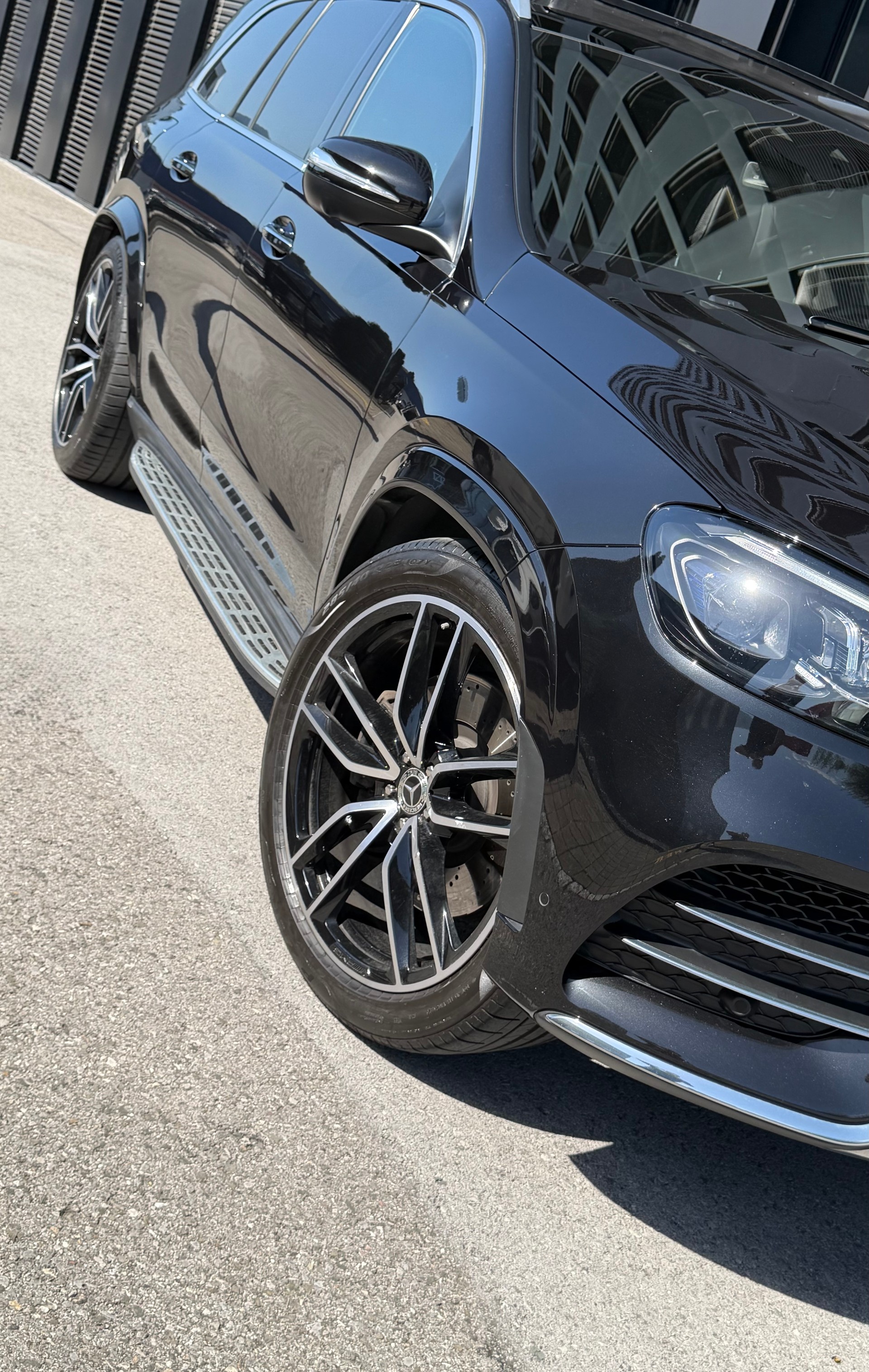 MERCEDES-BENZ GLS 580 4Matic AMG Line ♦️ab Service*Topausstattung*1.Hand♦️-image-11