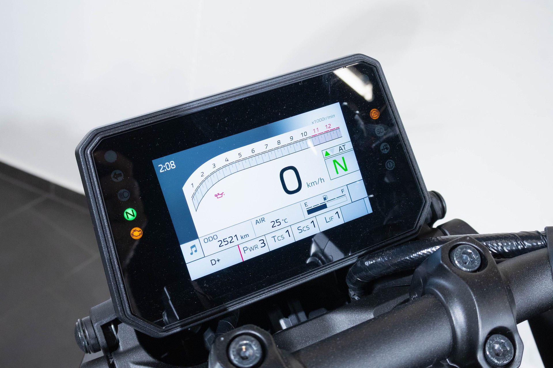 YAMAHA MT-09 Y-AMT-image-11