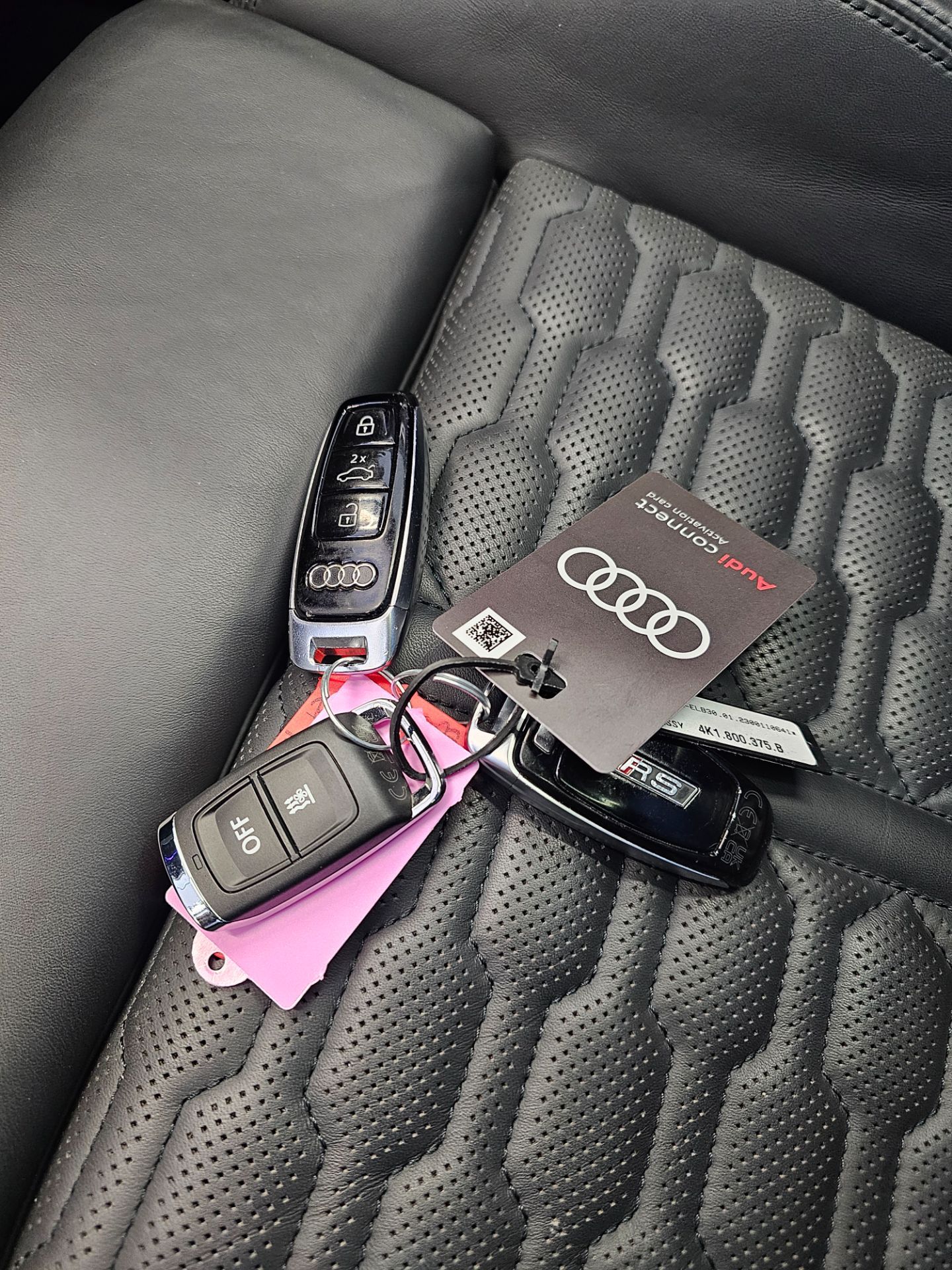 AUDI RS6 Avant 4.0 TFSI V8 quattro-image-21