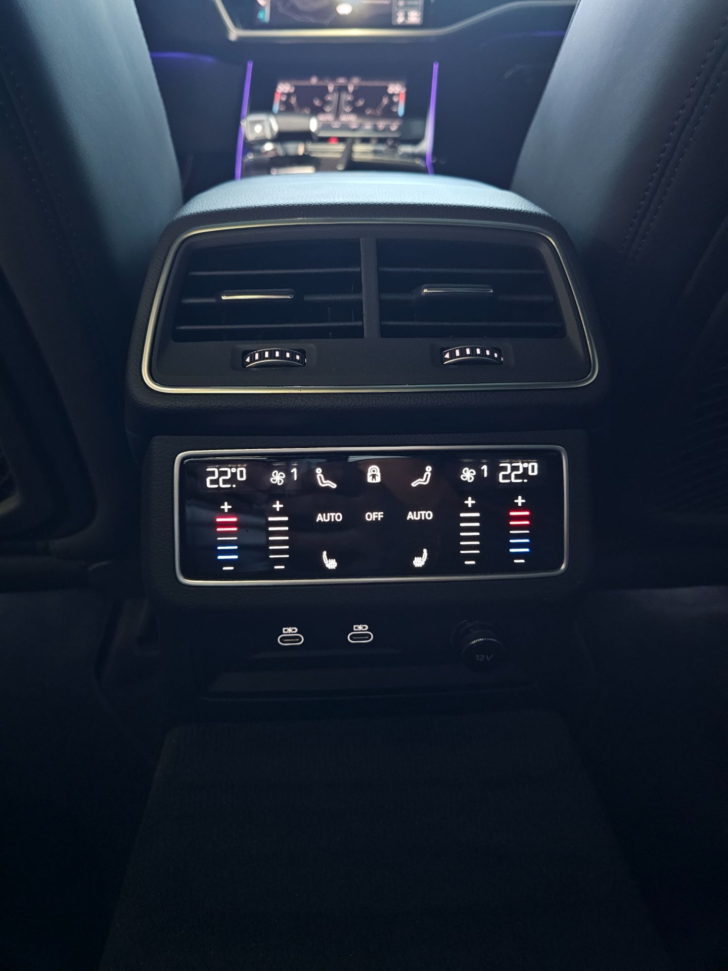 AUDI RS6 Avant 4.0 TFSI V8 quattro-image-27