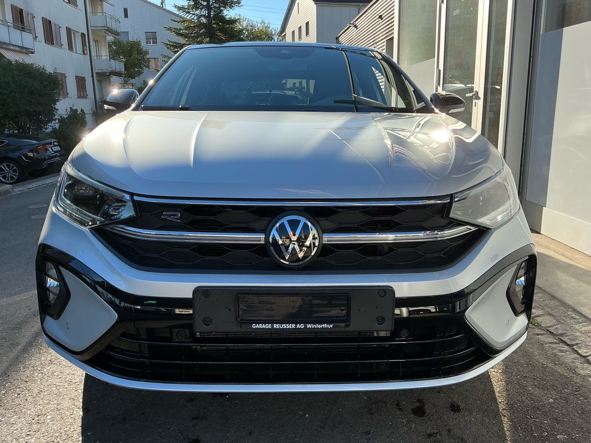 VW Taigo 1.5 TSI DSG R-LINE-showroom-element-1