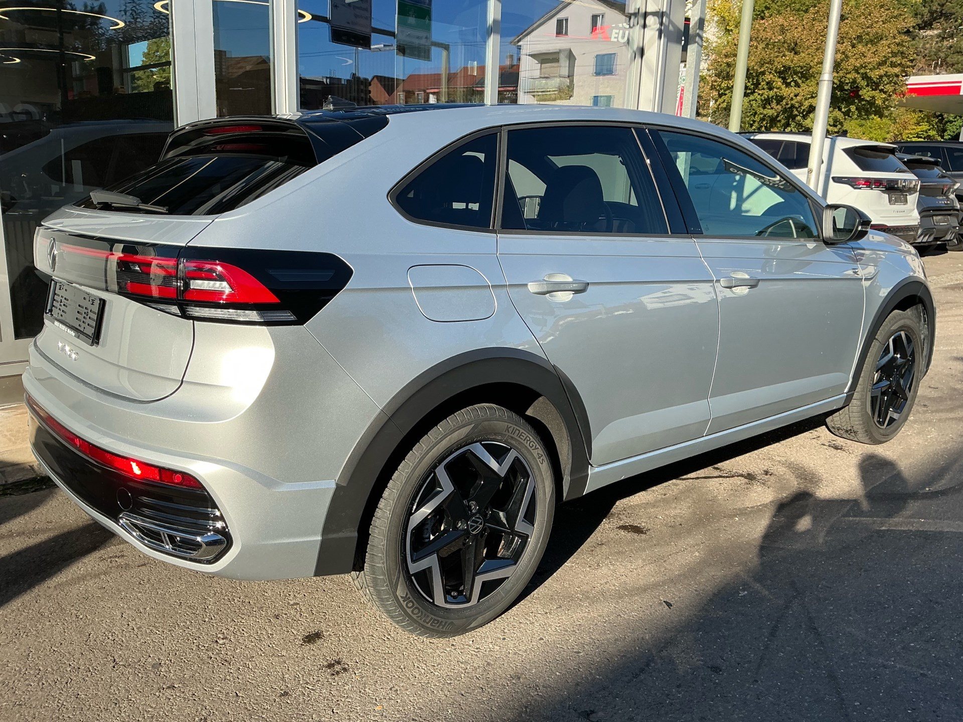 VW Taigo 1.5 TSI DSG R-LINE-showroom-element-3