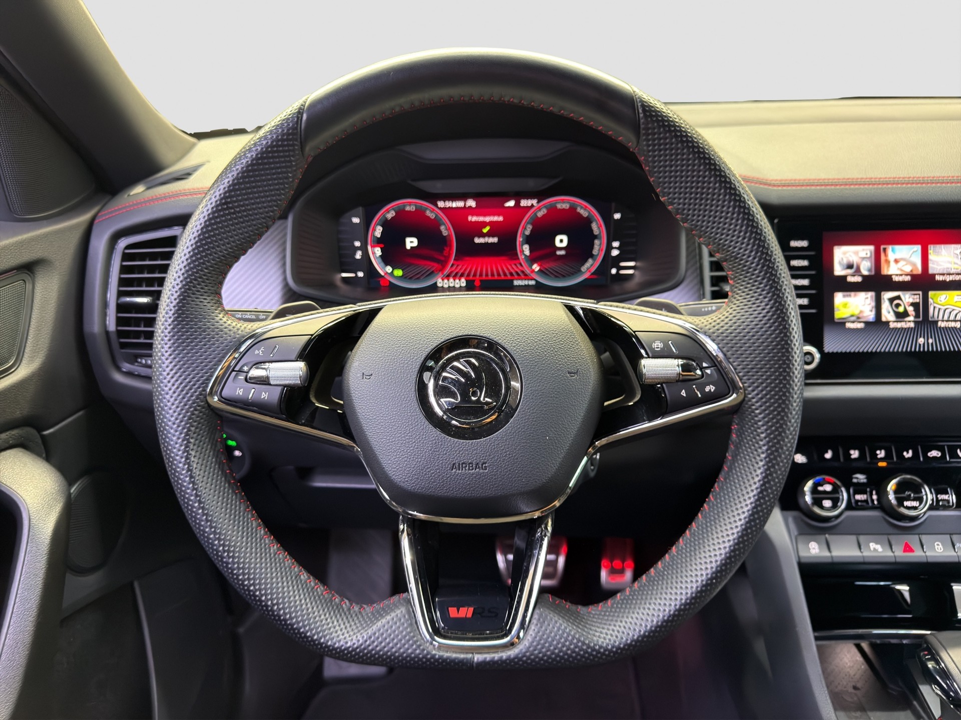 SKODA Kodiaq 2.0 TSI 4x4 RS-image-9