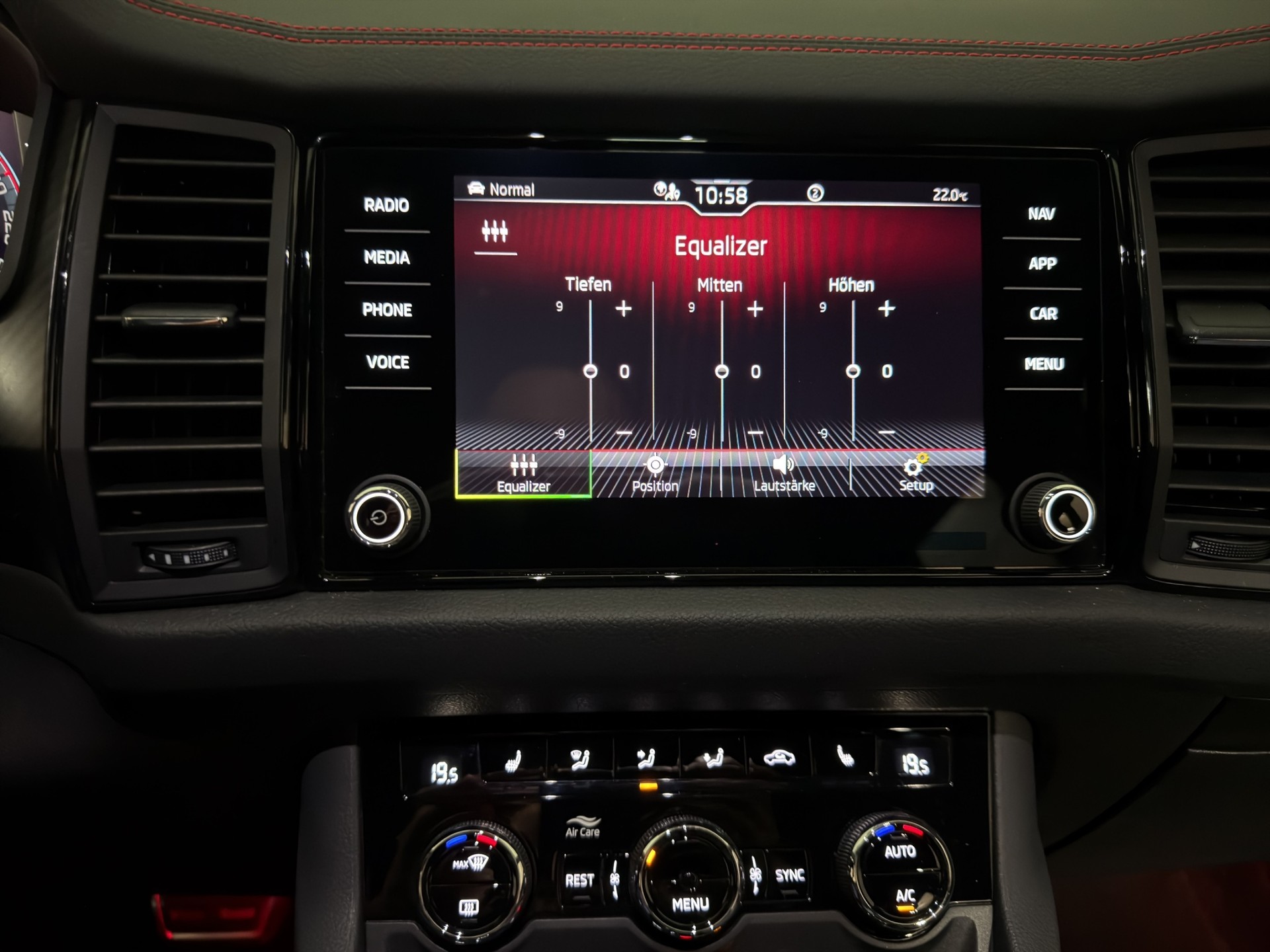 SKODA Kodiaq 2.0 TSI 4x4 RS-image-26