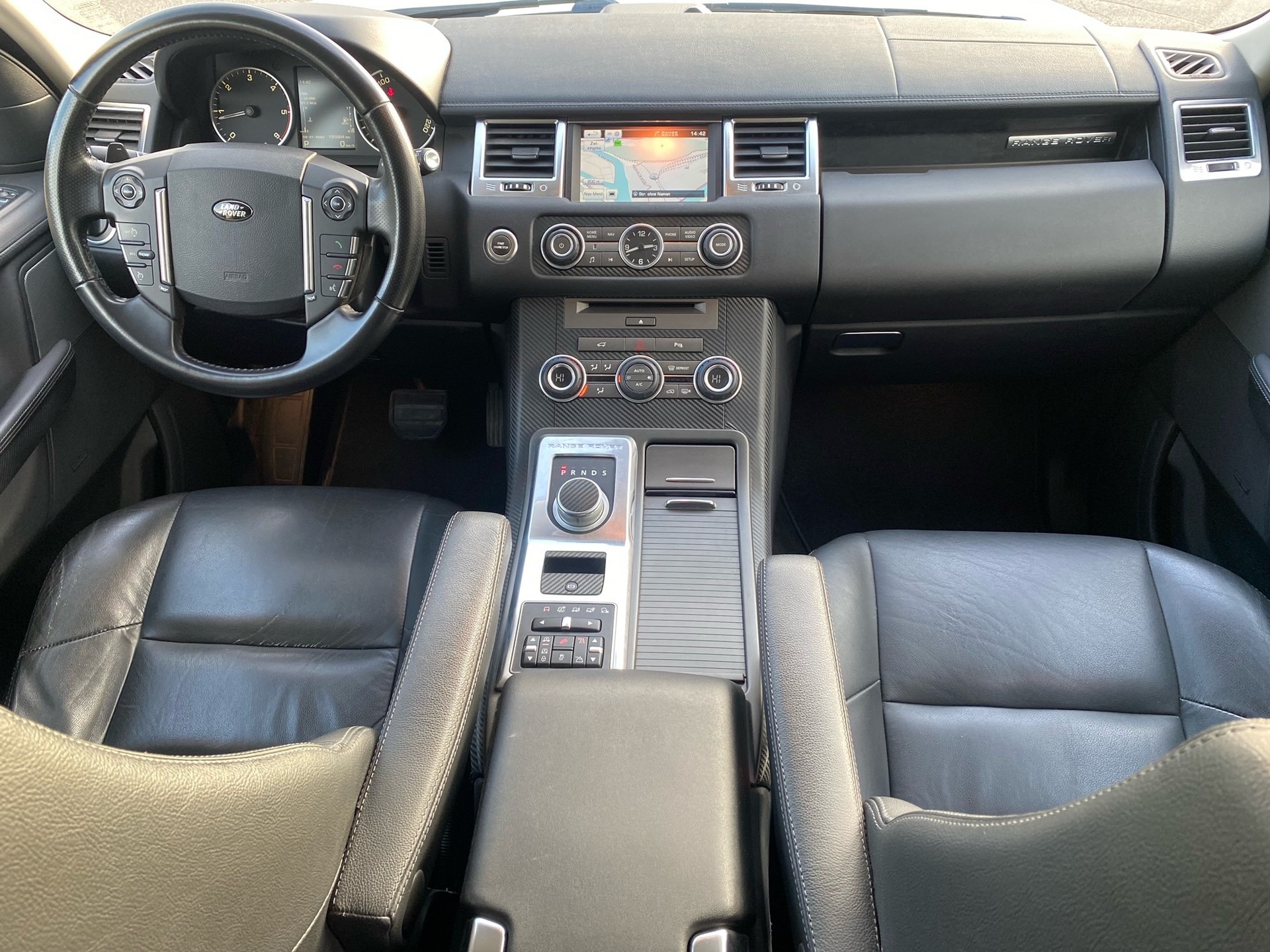 LAND ROVER Range Rover Sport 3.0 TDV6 HSE Automatic-image-8