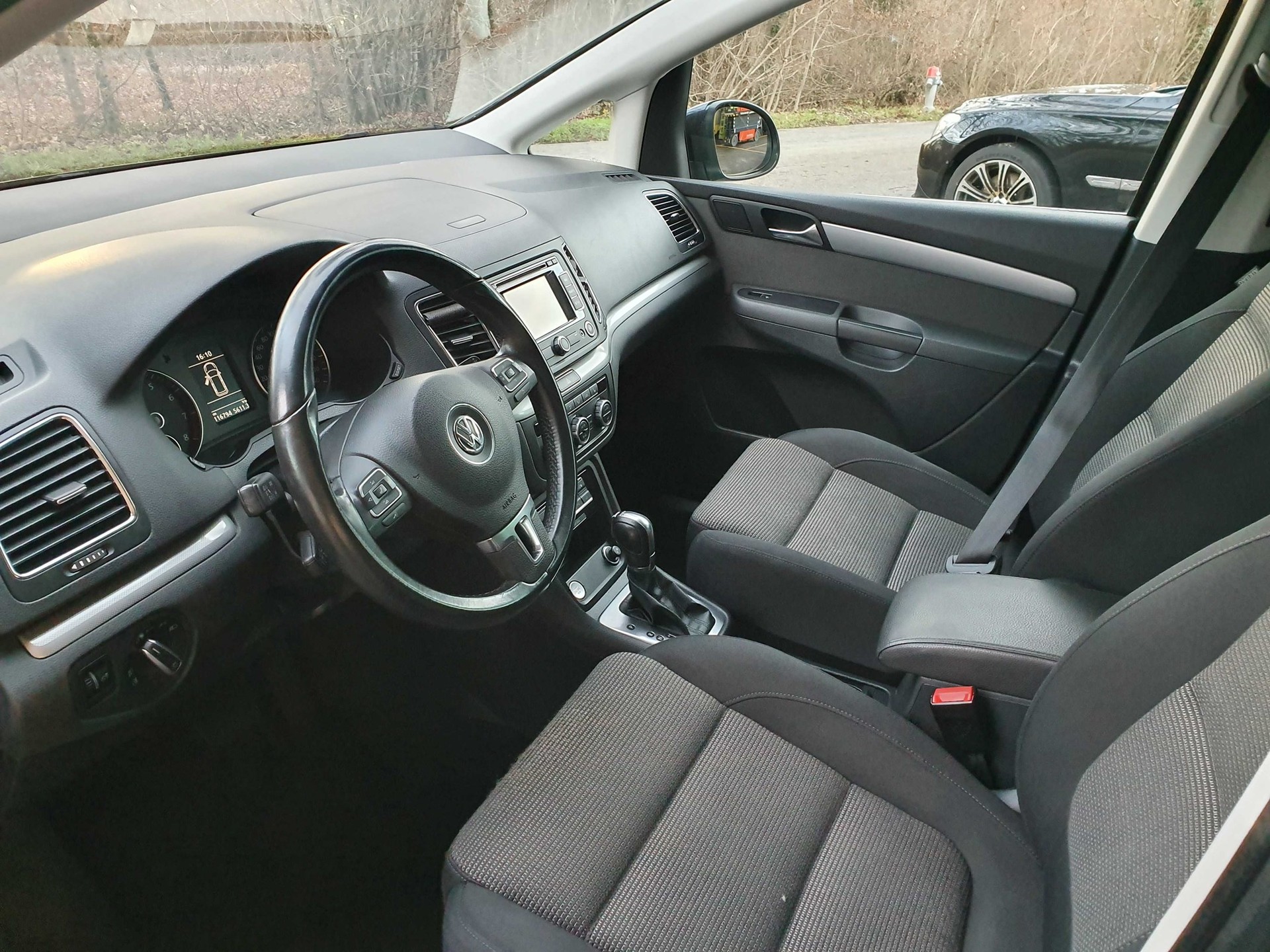 VW Sharan 2.0 TSI Comfortline DSG-image-4