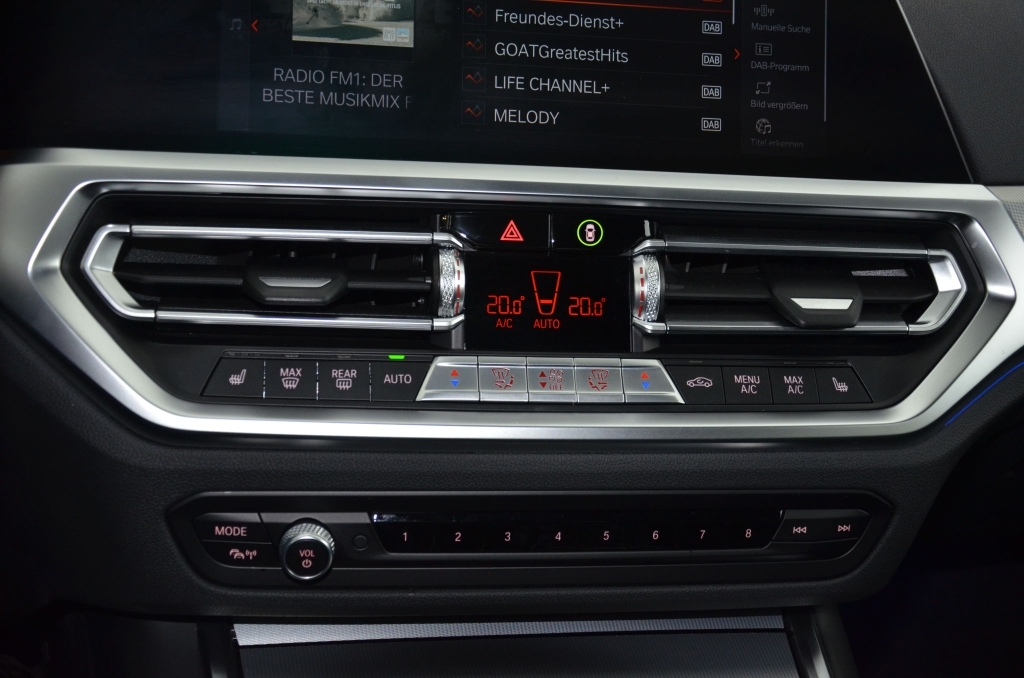 BMW-ALPINA D3 S BiTurbo Touring 3.0d-image-21